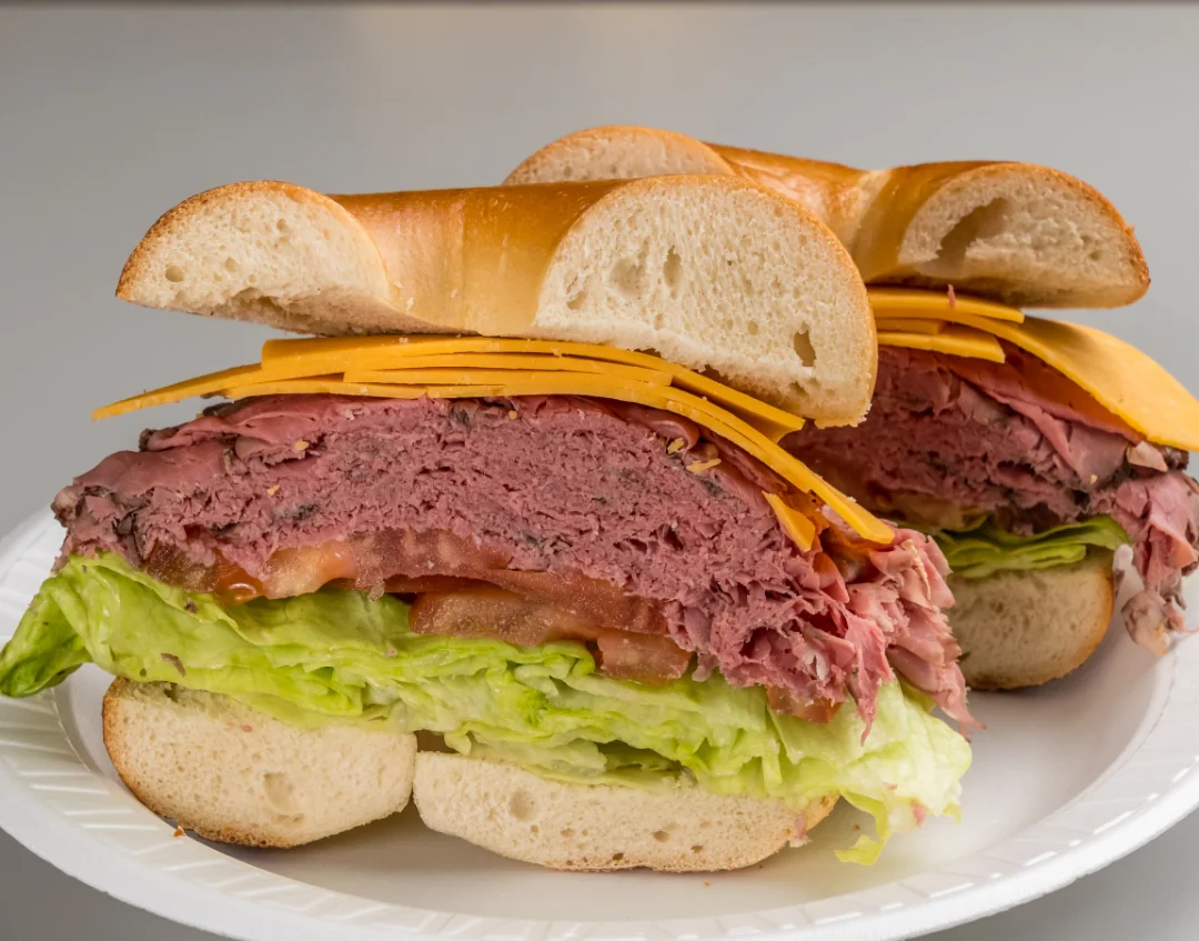 Roast beef tomato sandwich